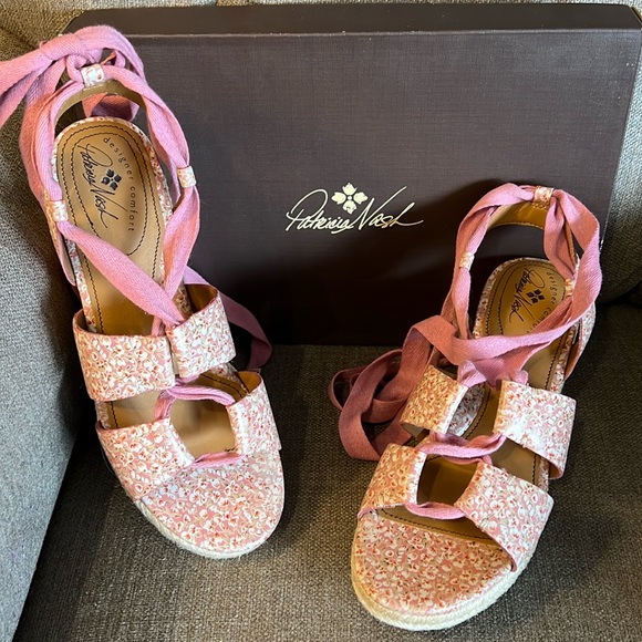 Patricia Nash Sandals - Picture 2 of 15